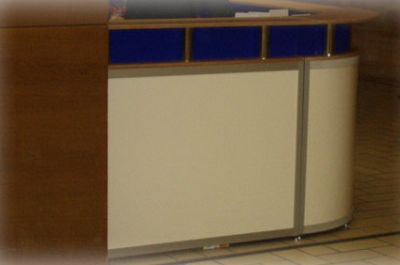 THEKE DR-AULA